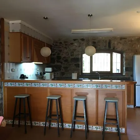 Masia Mit Swimmingpool Fuer 8 Personnen Villa *